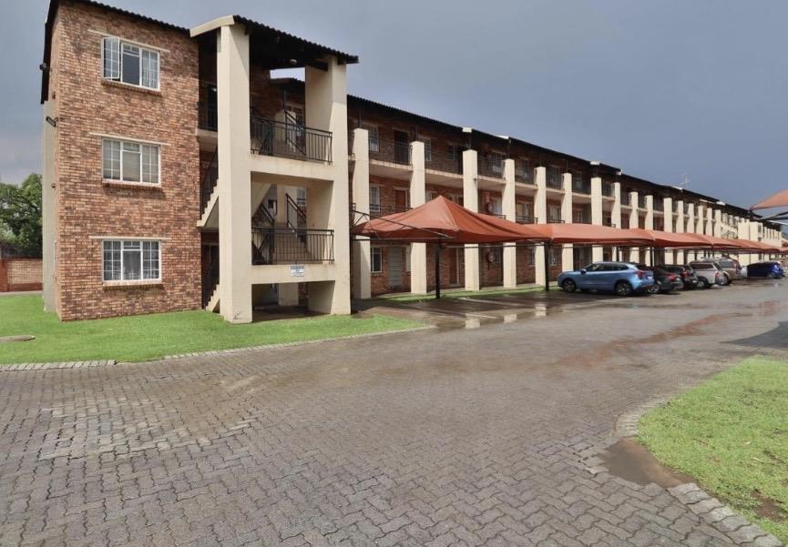 2 Bedroom Apartment in Comet, Boksburg