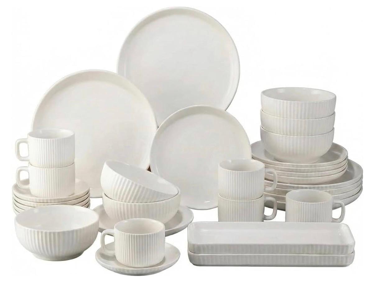 Ribbed Stoneware Dinnerware Set
